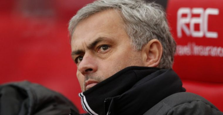 'Mourinho verbaast alweer, Man Utd-coach schuift kinderen aan de kant'