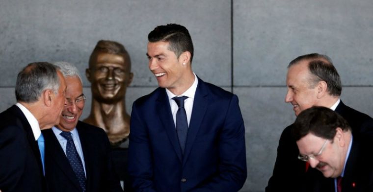 Maker van verschrikkelijk Ronaldo-borstbeeld reageert: Kwestie van smaak