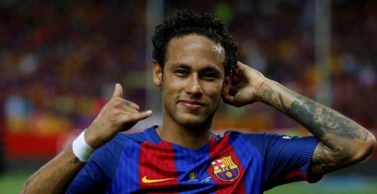 Pique verklapt transferplannen van Neymar op Instagram: 'Se queda'