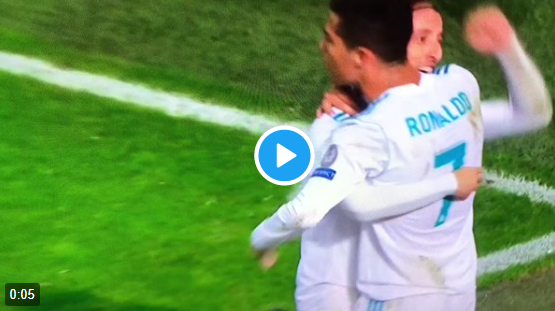 GEWELDIG! Schattig meisje doet Ronaldo-celebration na doelpunt