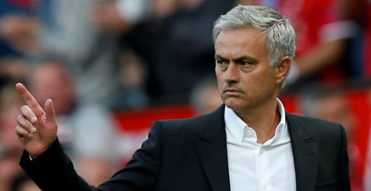 'United-selectie niet blij: relatie tussen spelers en Mourinho staat onder druk'