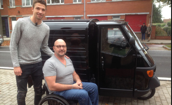 Fantastisch! Club Brugge én fans helpen Peter binnen 24 uur aan nieuwe driewieler