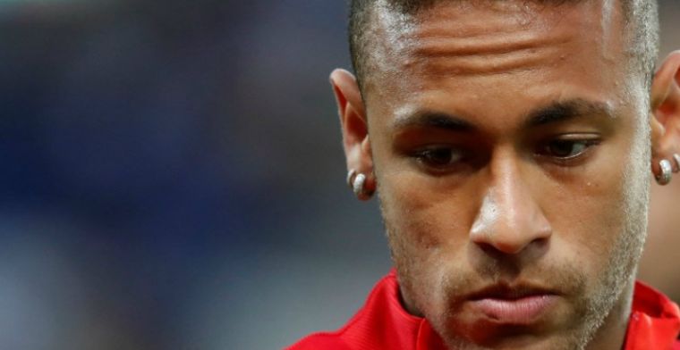 'Neymar is toeristen beu en vertrekt uit Ronaldinho-villa'