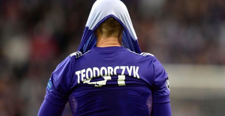 'Stuur Teodorczyk alstublieft naar de psycholoog, hij heeft goalofobie'