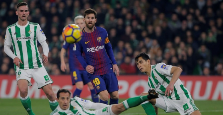 Messi en Suarez maken gehakt van Real Betis, Vermaelen naar de kant met blessure