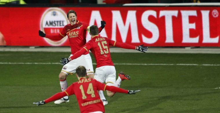 Lukaku baalt na strafschoppen, wel Belgisch succes in Engeland en Nederland