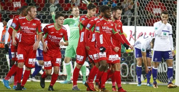 Buitenkans voor Belgische clubs: 'Zes KVO-spelers moeten andere oorden opzoeken'
