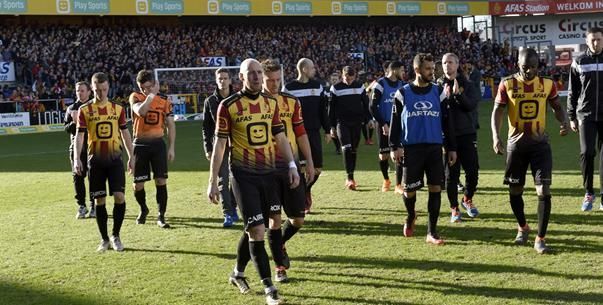 OFFICIEEL: Trefzekere verdediger gaat met KV Mechelen mee naar 1B