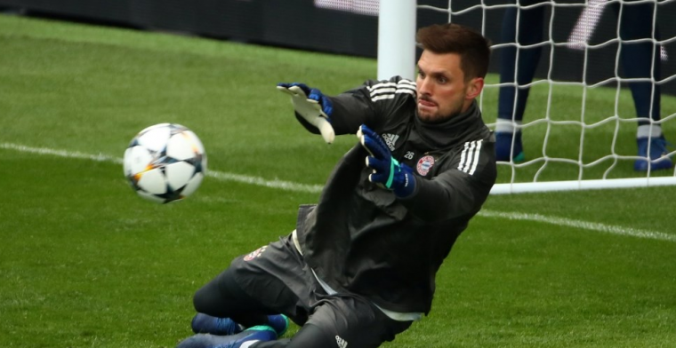 Bayern-doelman viraal door blunder: 'Handschoenen uit en nooit meer terugkomen'