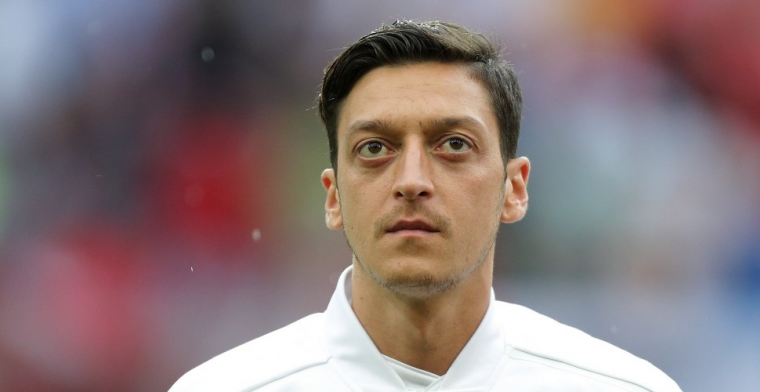 'WM-Sorgen um Özil': Duitse middenvelder heeft knieblessure