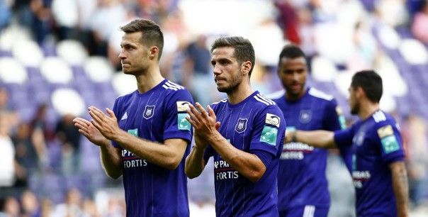 'Overbodige Anderlecht-flank op weg naar de exit, twee clubs tonen interesse'