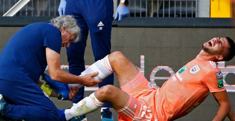 Basisspeler van Anderlecht kermend afgevoerd: lange onbeschikbaarheid dreigt
