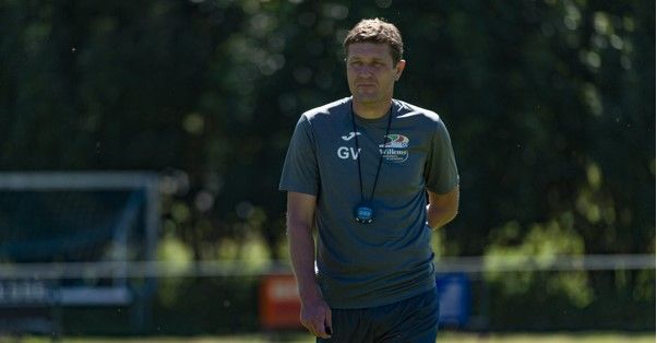 Oostende-coach Verheyen laat zich uit over bankzittersrol Lombaerts