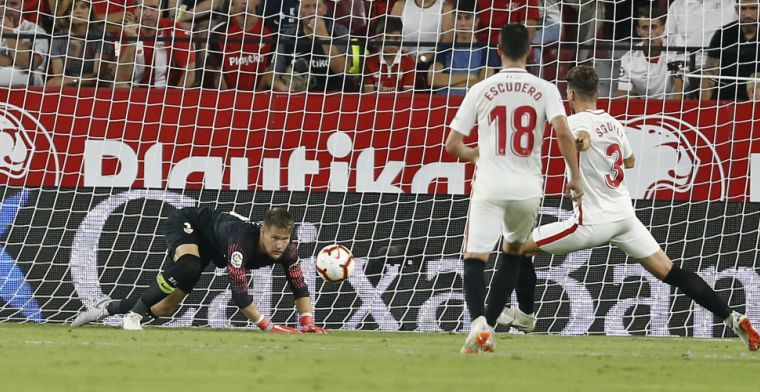 Sevilla-doelman hele nacht met dochter in het ziekenhuis: clean sheet tegen Real