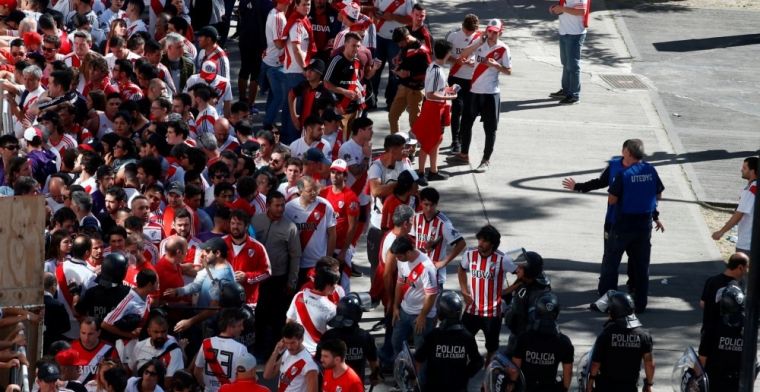 Return Superclásico uitgesteld na hevige rellen rondom spelersbus Boca