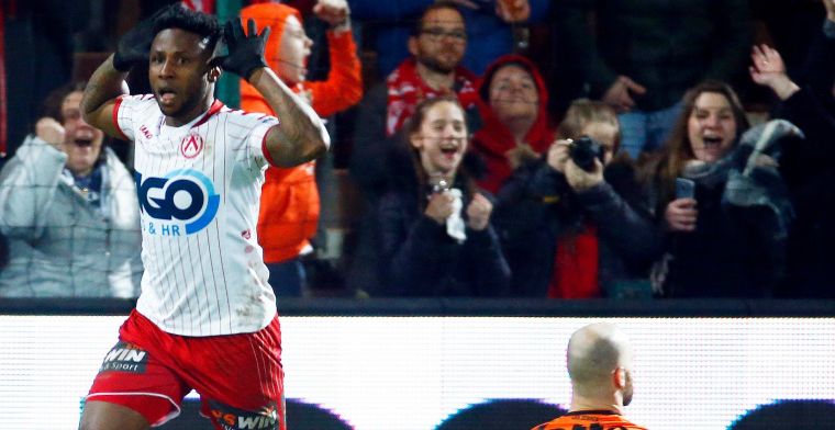 Werd Kortrijk een geldig doelpunt ontnomen tegen Charleroi? Foto zaait twijfel