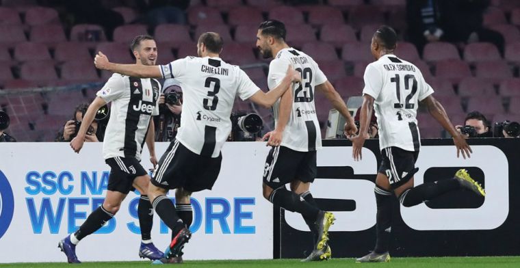 Napoli verzuimt inhaalrace te voltooien vanaf de stip en laat Juventus ontsnappen