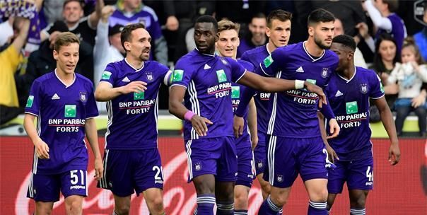 Anderlecht zeker van Play-Off 1: 'De vreugde op de tribunes was gênant'
