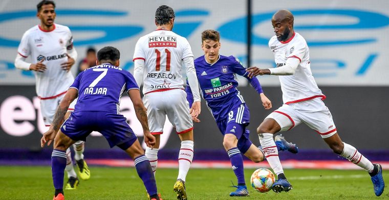 Anderlecht opnieuw onderuit op eigen veld: Mbokani schenkt Antwerp drie punten