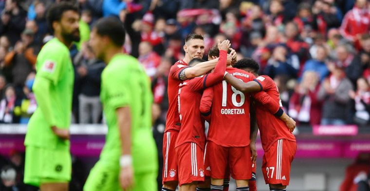 Bayern viert rentree van Robben, Schalke zonder te spelen nagenoeg veilig
