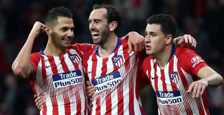 Hevig geëmotioneerde Godin verlaat Atlético Madrid: 'Zwaar voor mij'