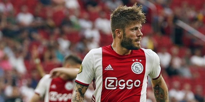 'Einde aan Schöne bij Ajax: middenvelder verlaat Ajax na zeven jaar'
