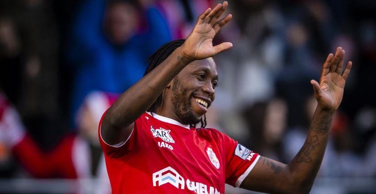 Verheyen niet akkoord met Anderlecht-fans: Mbokani zit goed bij Antwerp