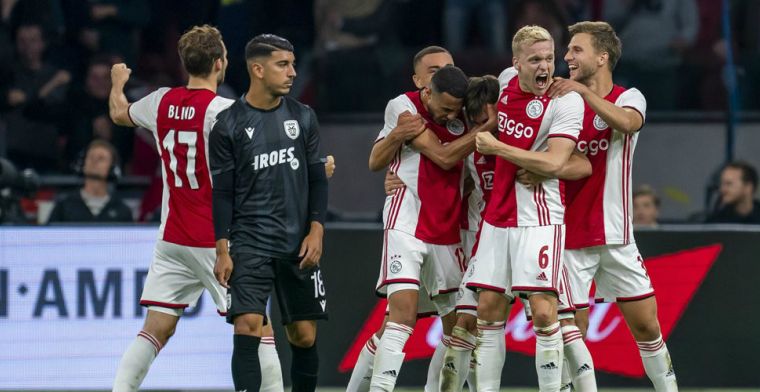Griekse pers razend door 'vreselijke' arbiter bij Ajax-PAOK: 'UEFA maffia'