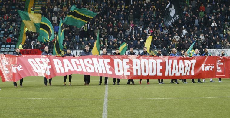 Statement van Nederlandse clubs: spelers doen in eerste minuut helemaal niets