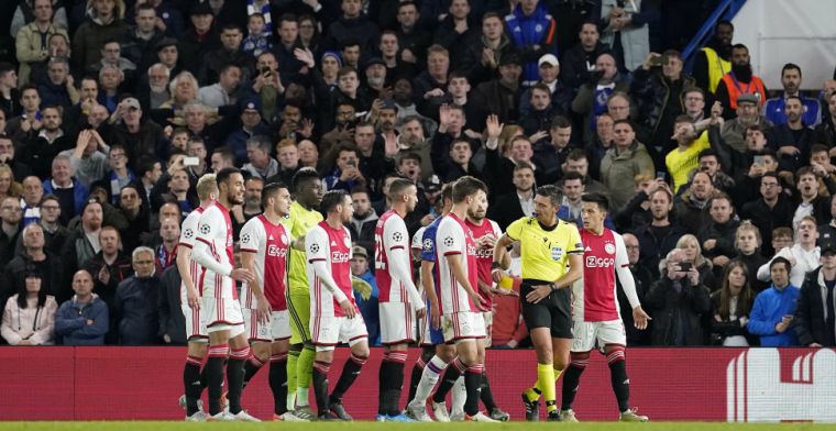 Ajax bekampt Osimhen (ex-Charleroi): Zaag hem doormidden