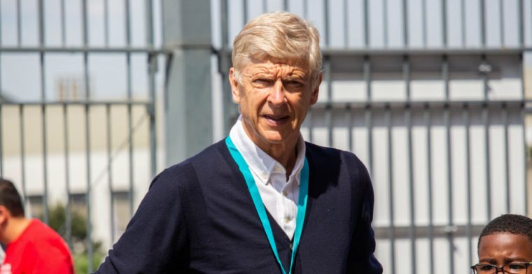 Wenger wil oude club Arsenal helpen: 'Als hij wil, ben ik beschikbaar'