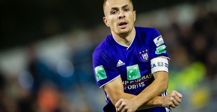 ‘Vijf spelers mogen weg bij Anderlecht, ook Zulj en Trebel zijn bespreekbaar'
