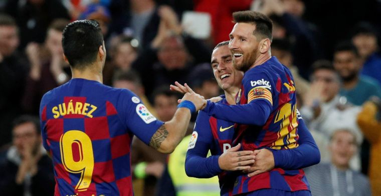 Barcelona kent geen moeite met Alavés, Messi imponeert met parel