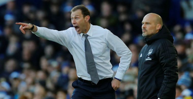 Duel tussen interim-trainers zonder winnaar: Everton en Arsenal imponeren niet