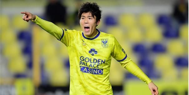 Tomiyasu (ex-STVV) blinkt ook uit in Serie A: Het leven is hier goed