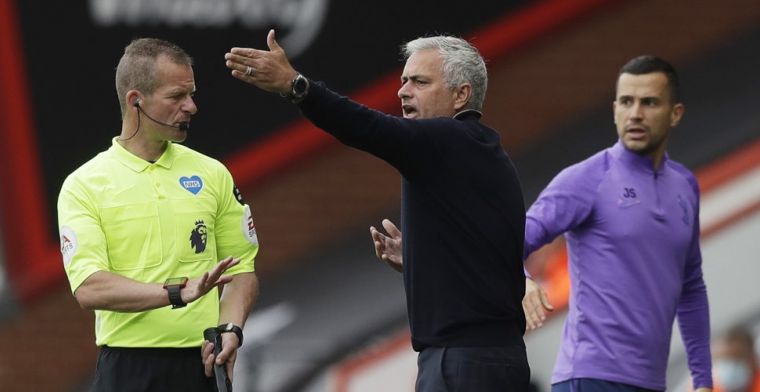 Mourinho baalt flink van VAR: 'Iedereen zag dat dit een penalty was, iedereen'