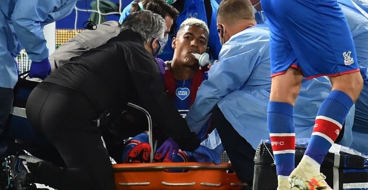 'Crystal Palace-speler krijgt zuurstof toegediend en is lange tijd buiten strijd'