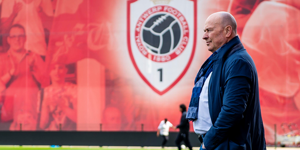 'Antwerp heeft transfers nodig, Refaelov wil op vier posities versterking zien'