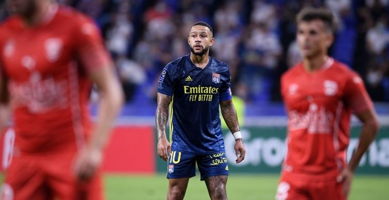 'Memphis vertelt ploeggenoten dat hij Barcelona weigert en bij Lyon blijft'