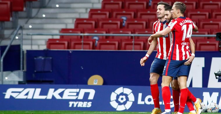 Atlético wint nipt, Carrasco dwingt cruciaal eigen doelpunt af