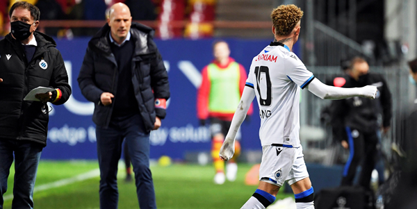 Clement (Club Brugge) over blessure van Lang: We hopen dat het niet meer is