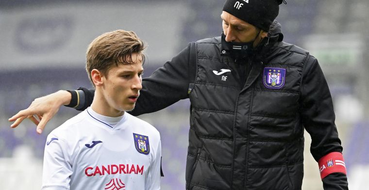 UPDATE: ‘Frutos verkiest assistent Anderlecht te blijven ondanks interesse’