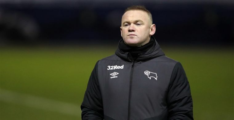 Rooney beëindigt loopbaan als speler en wordt definitief trainer: 'Een eer'
