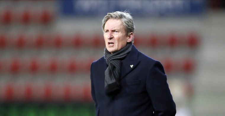 'Dury zoekt nog aanvaller en wil gaan aankloppen bij Anderlecht'                  