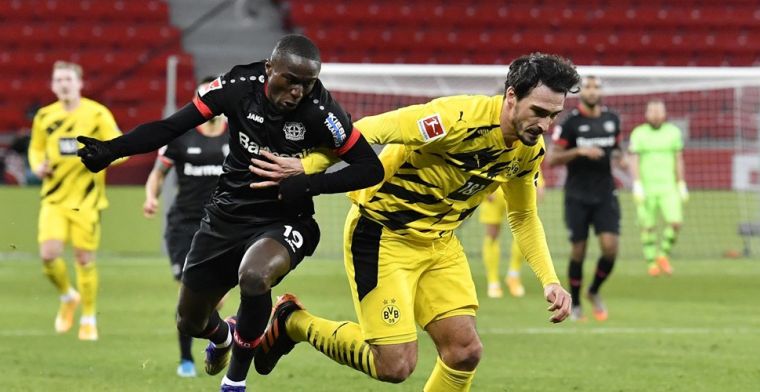 Dortmund verliest topper en zakt steeds verder weg, Casteels mag juichen