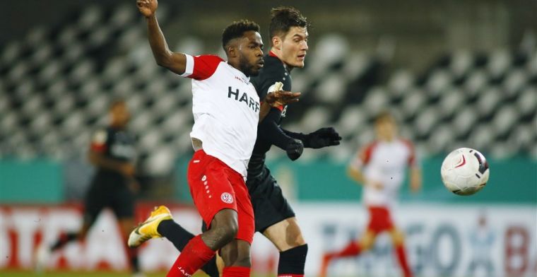 Bosz en Leverkusen lijden beschamende bekernederlaag tegen vierdeklasser