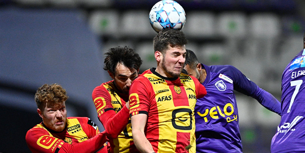 Mechelen-verdediger: We hopen om binnenkort mét supporters te spelen