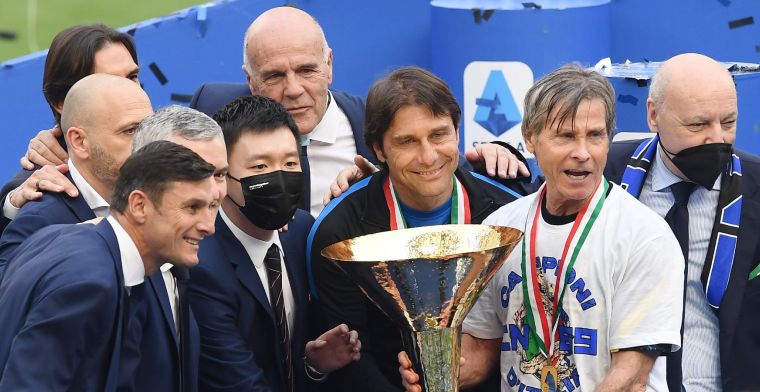 'Lukaku ziet succestrainer Conte binnen 48 uur vertrekken ondanks titel Inter'