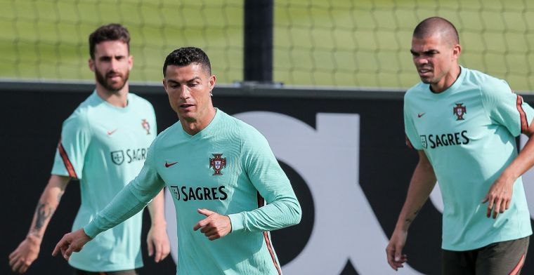 'Oude werkgevers willen Ronaldo terughalen, Portugees twijfelt over toekomst'