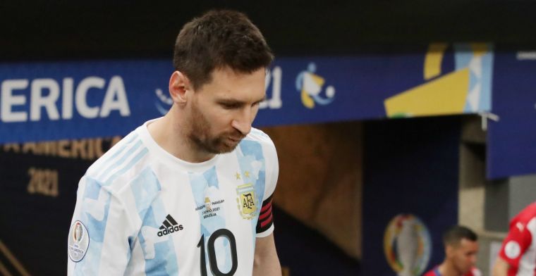 Messi evenaart Mascherano, Argentinië door naar Copa América-kwartfinales